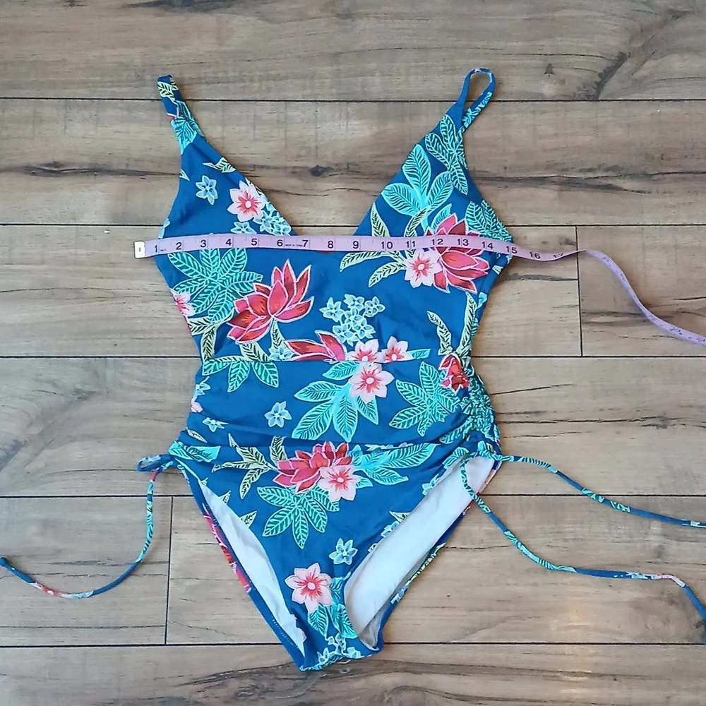 Women's Atlantic Tropical Floral Blue One-piece Swimsuit. Size M - Picture 14 of 17